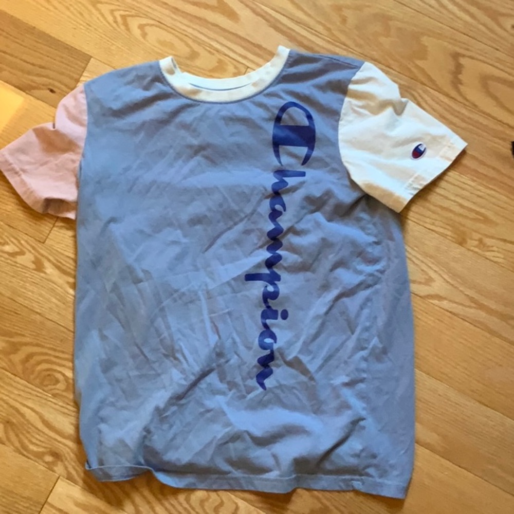 Champion teeshirt and pants